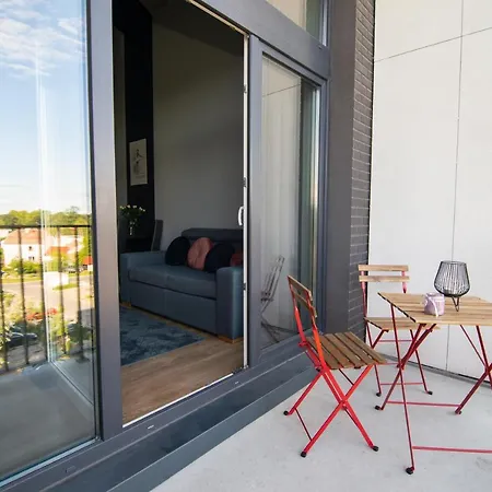 Studia Przy Lotnisku Od Wroclawapartament-pl Apartamento
